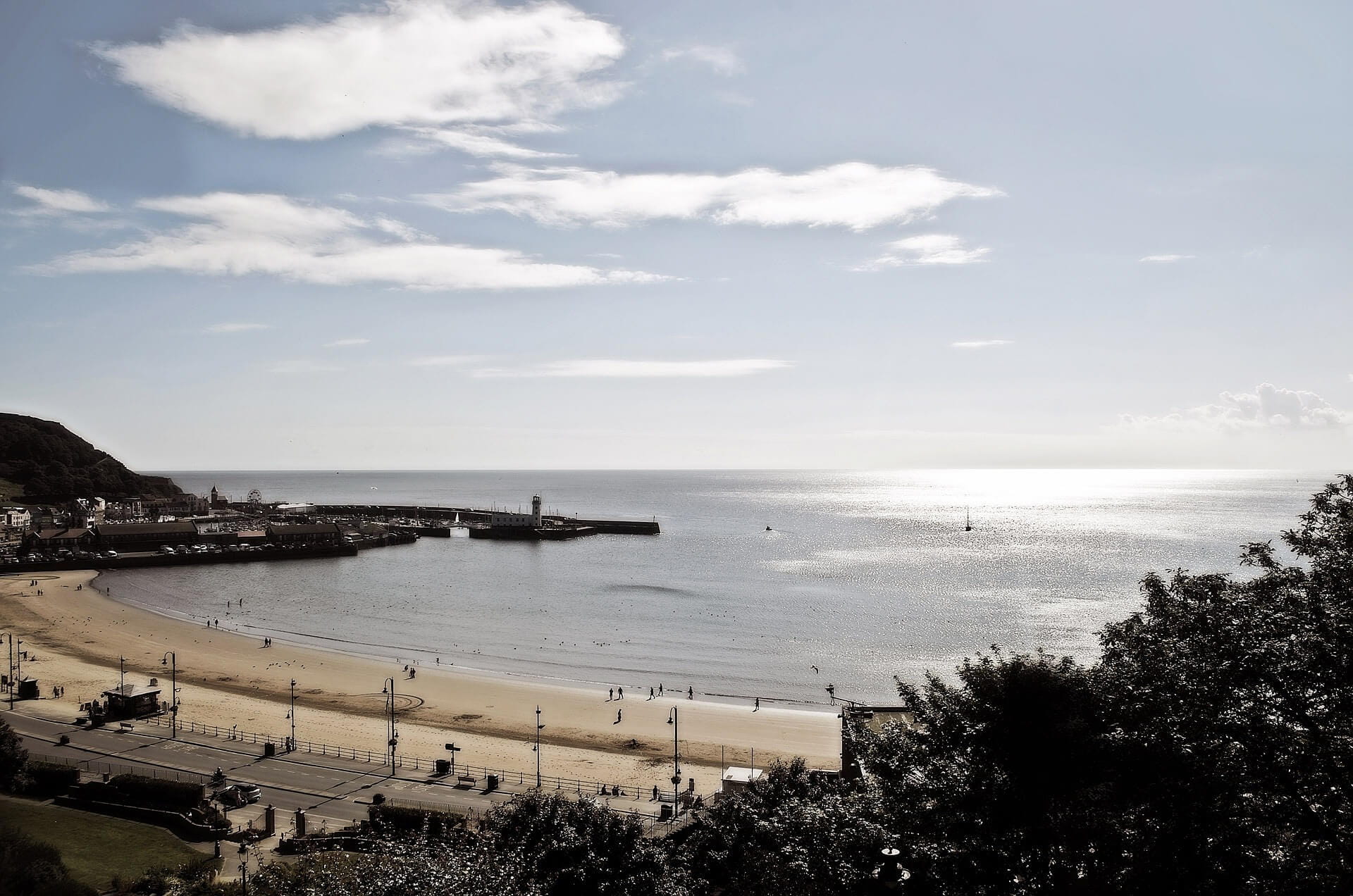 Scarborough beach in the day